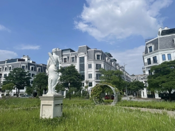 Nhà liền kề
